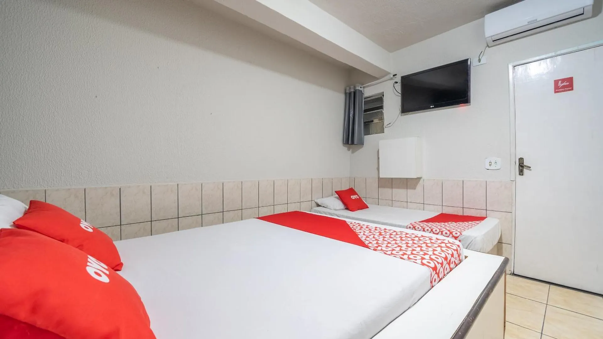 **** Hotel Oyo Nacoes Unidas, Sao Paulo Brazil